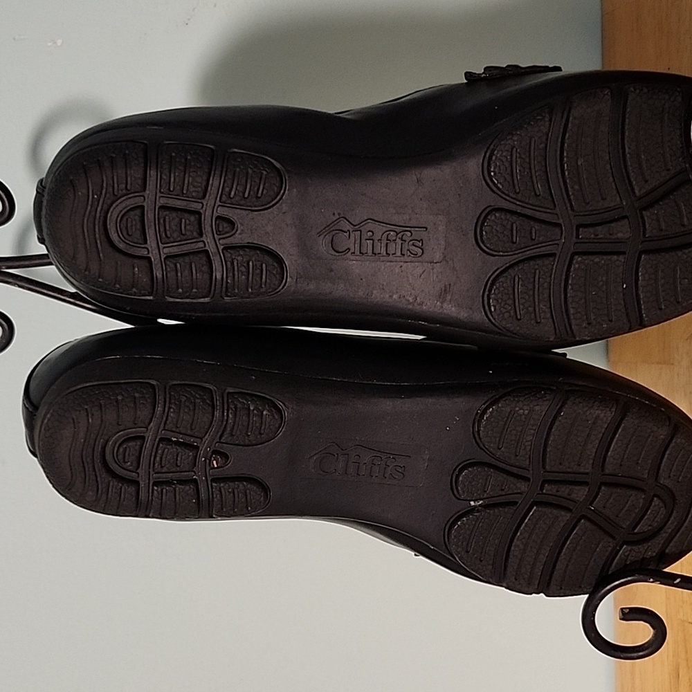 Cliffs Loafers Size 7M NWOB (29) - Picture 4 of 5